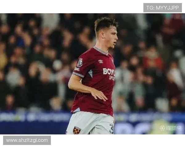 西汉姆联俱乐部最新动态:队员伤情更新与主帅战术调整展望 西汉姆联俱乐部最新动态:队员伤情更新与主帅战术调整展望