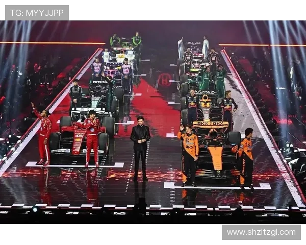 F1赛季最新动态：顶尖车队战略布局与车手换位引发激烈讨论