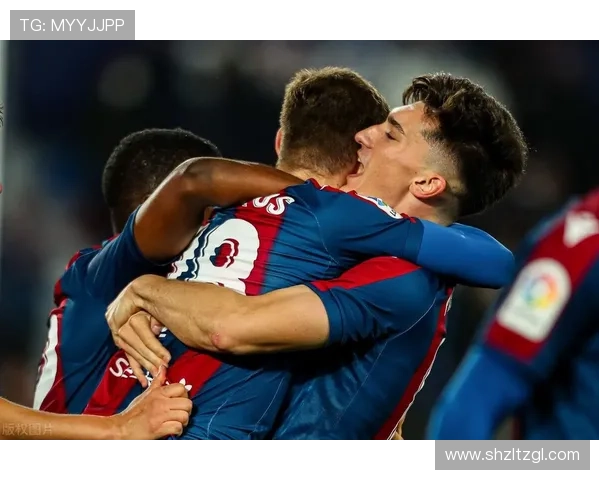 新赛季揭幕战爆冷劲旅逆转夺魁点燃全球球迷激情高潮时刻来临啦啦