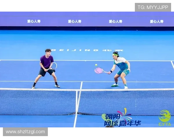 新赛季网球赛场风云再起群星鏖战巅峰对决精彩瞬间备受瞩目热力绽